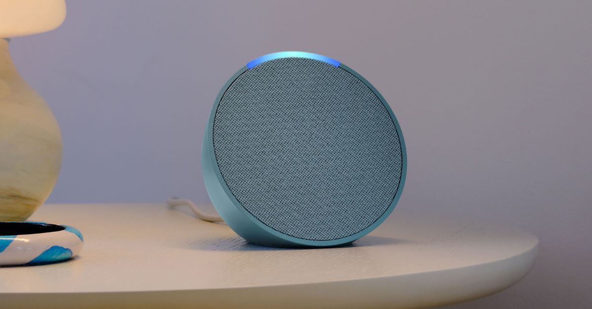 echo pop sobre una mesa